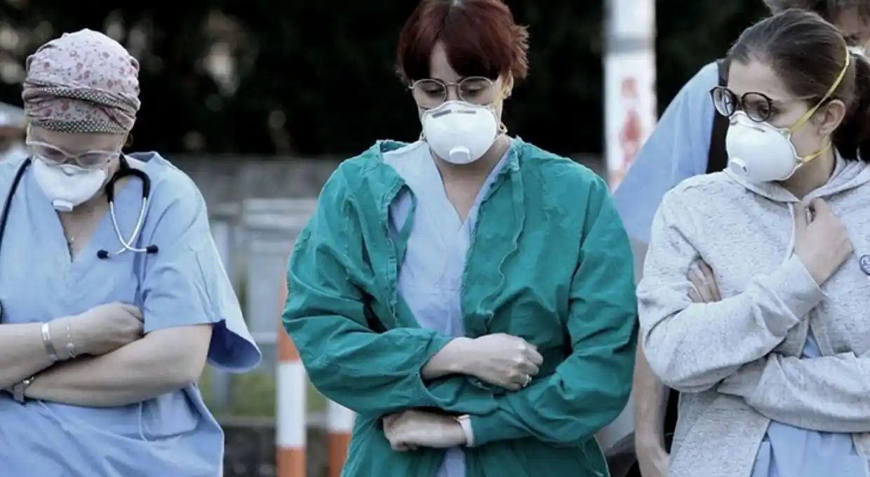 Informan 65 nuevos fallecimientos y suman 6.795 los muertos en Argentina