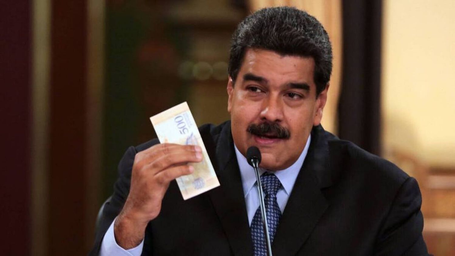 MADURO ES INCAPAZ de pagar un aumento salarial decente: sepa por qué