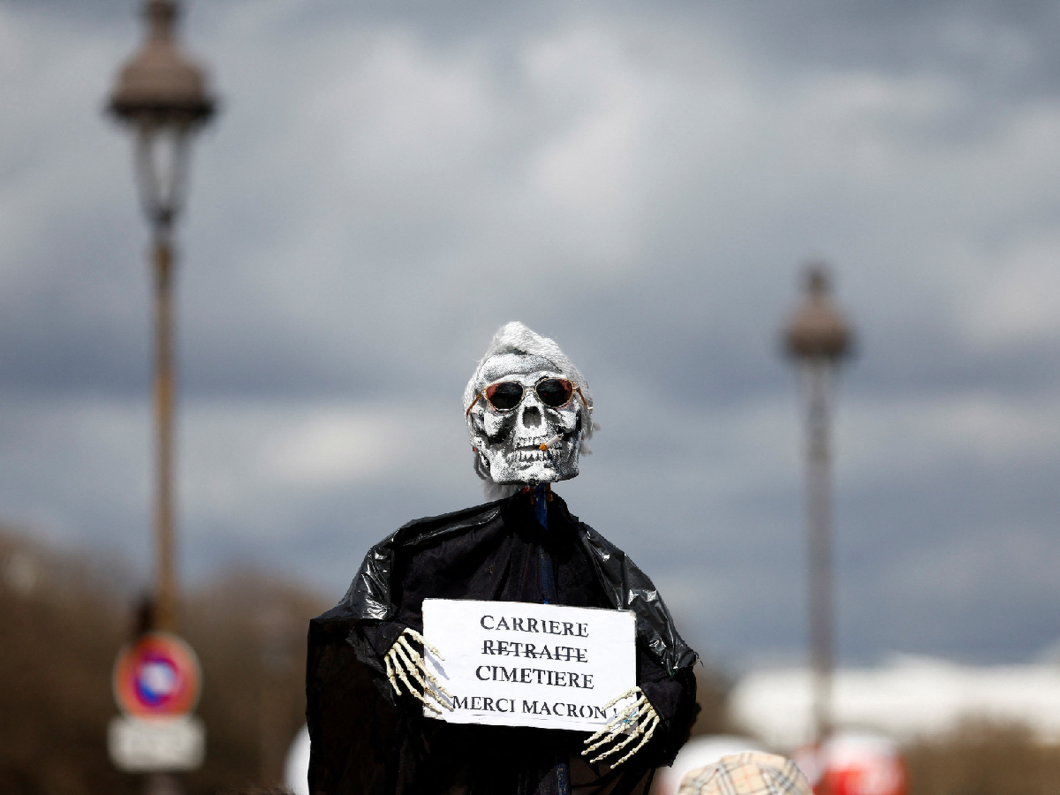 El aumento de la edad para jubilarse generó graves incidentes en Francia