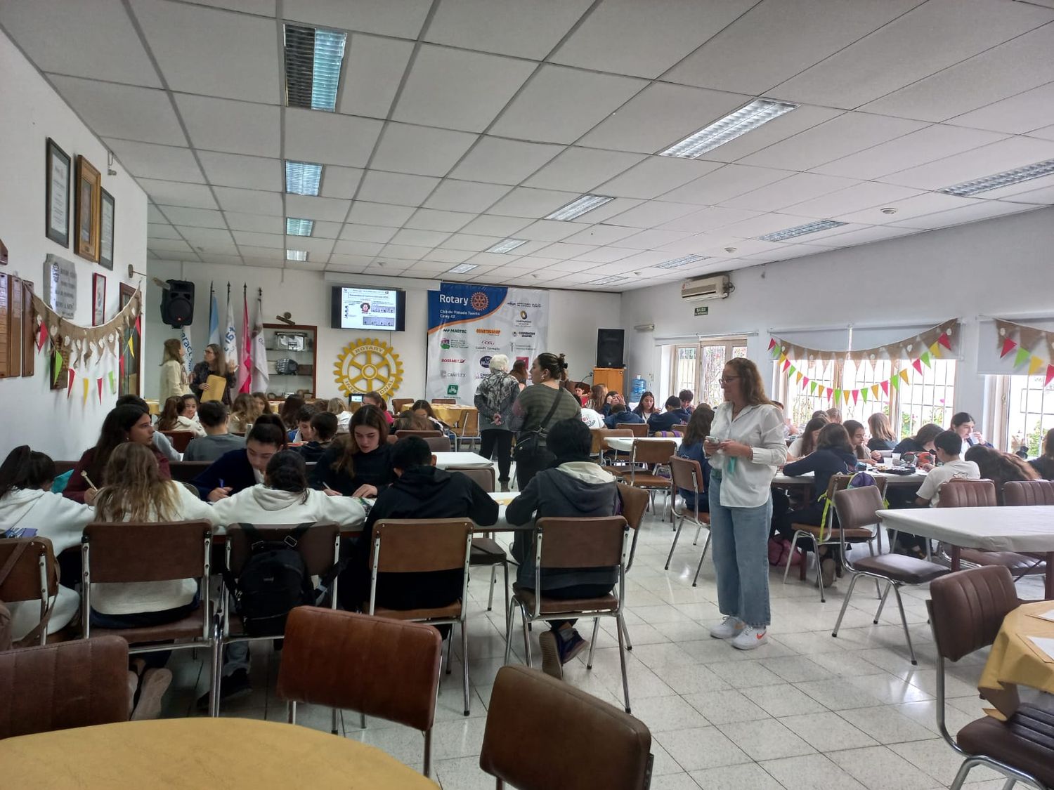 Alumnos de sexto y séptimo grado fueron invitados a redactar a partir de frases de la eterna Mafalda.