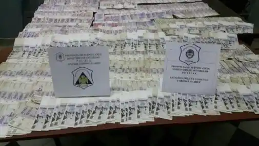 Le robó 50 mil pesos a su madre y los gastó en un boliche
