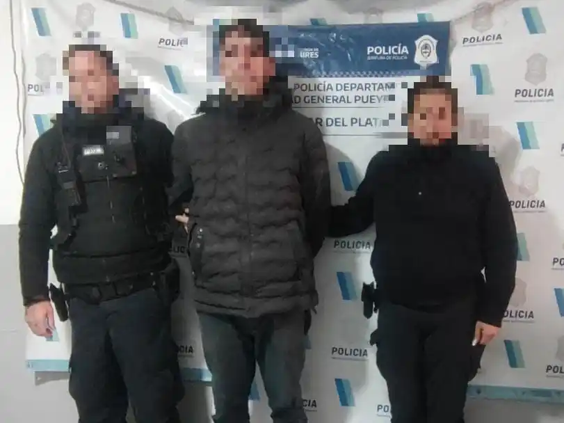 Según informaron fuentes policiales, el atacante irrumpió en la vivienda y propinó varios golpes de puño a la víctima.