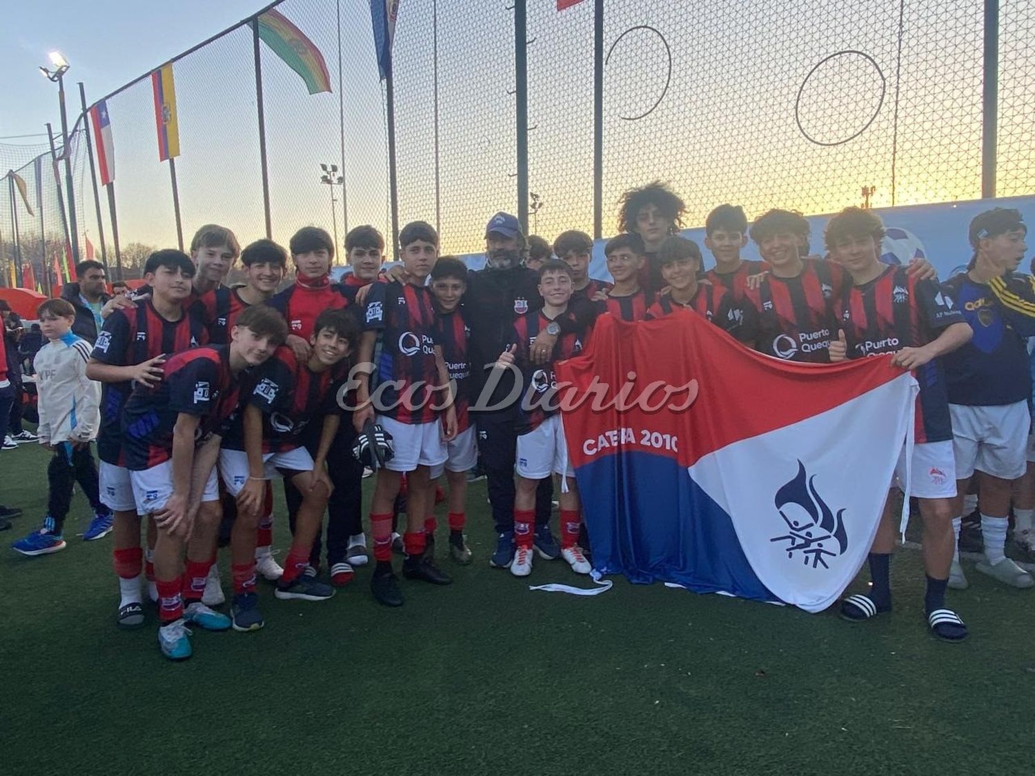 El elenco Azulgrana, tras campeonar en la Copa de Bronce