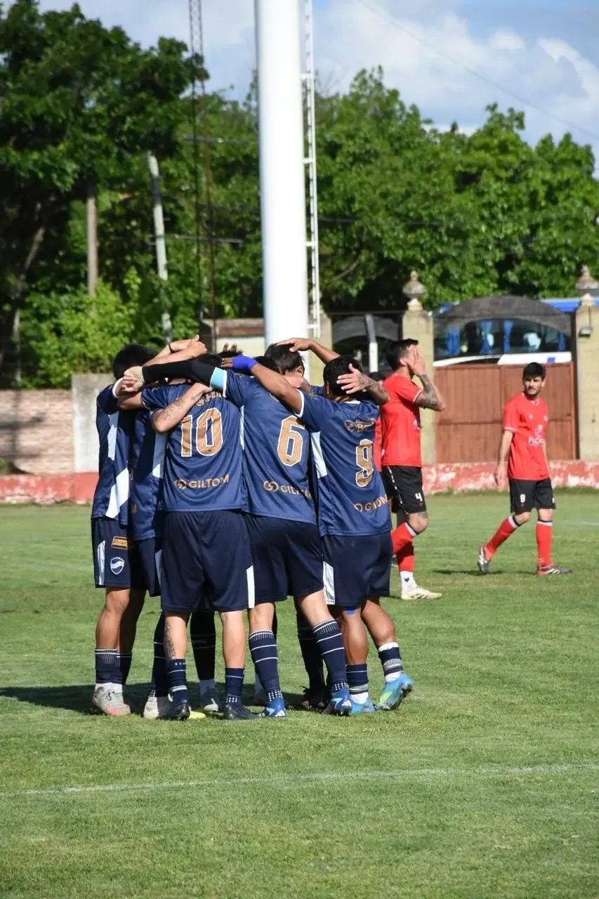 Con gol de Franco Villalba, el Lobo se impuso 1 a 0 ante Juventud en Esperanza. Foto:BH