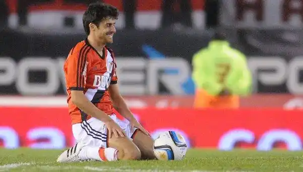 ¿Vuelve? Un equipo cordobés inscribió a Pablo Aimar en su plantel
