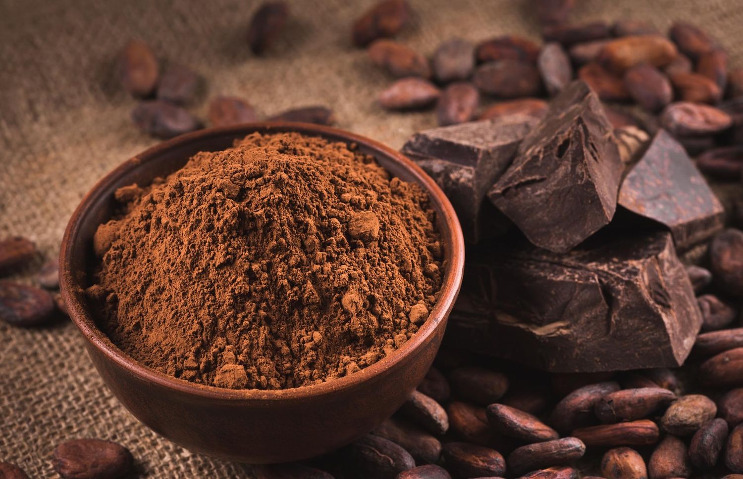 Seguro no conocías los beneficios de consumir cacao puro: mejora la circulación y combate las várices