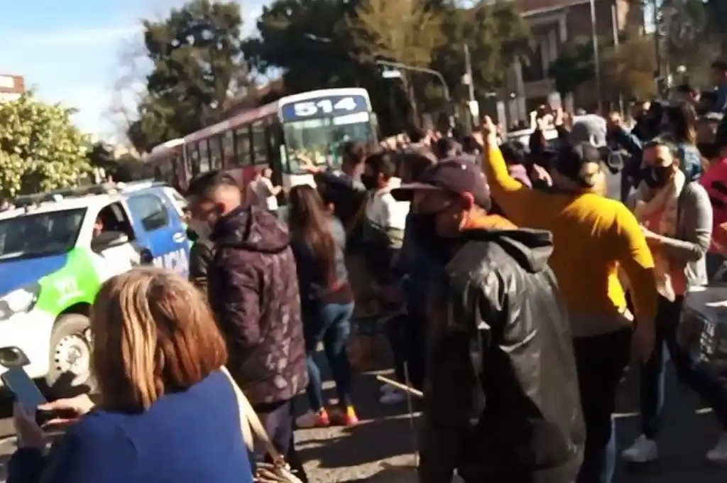 La policía bonaerense realizó protestas en reclamo de mejoras laborales