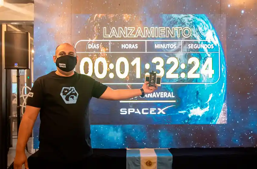 El "Dibu" al espacio: "Otra vez nuestro sueño se convirtió en realidad"