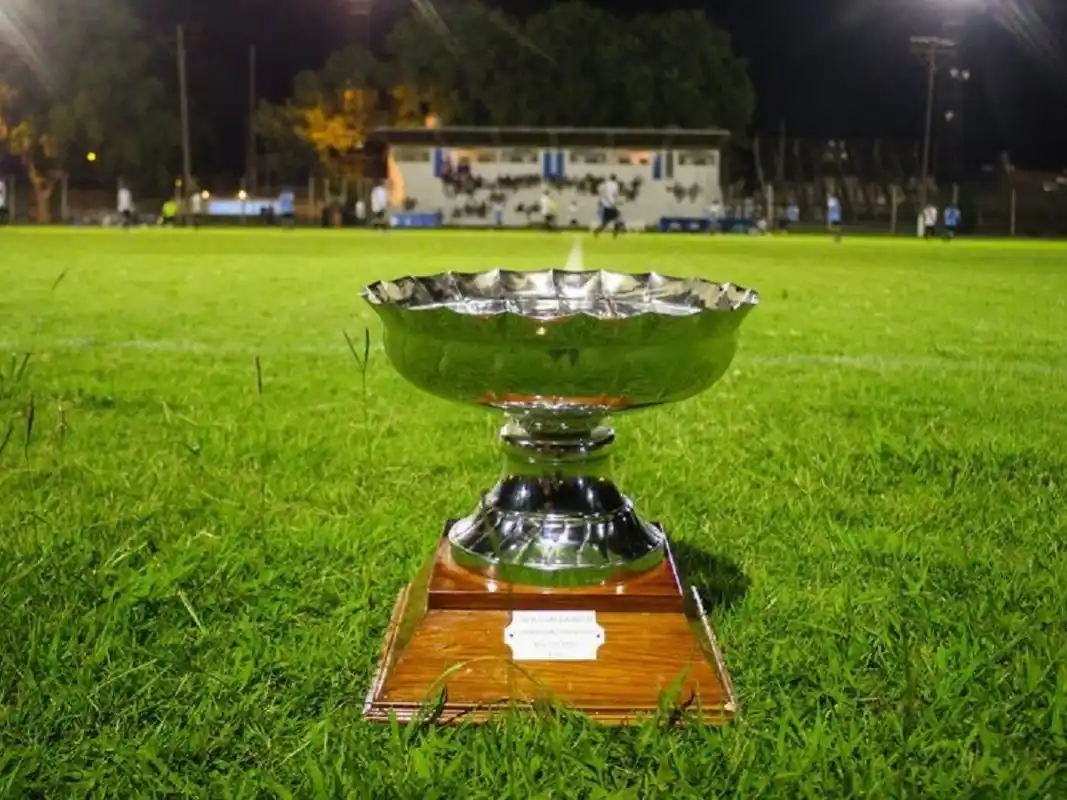 Central Larroque – Juventud Urdinarrain y Deportivo – Sporting definen a los finalistas de la Copa Gualeguaychú