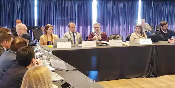 Entre Ríos participa en la sexta reunión  del Ente de Gestión y Control de la Vía Navegable