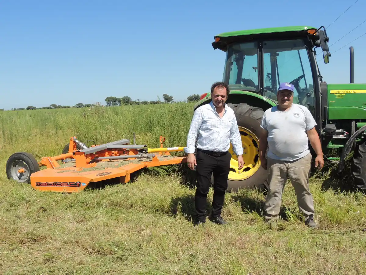   El municipio de Devoto suma  desmalezadora a su renovado parque de maquinarias 