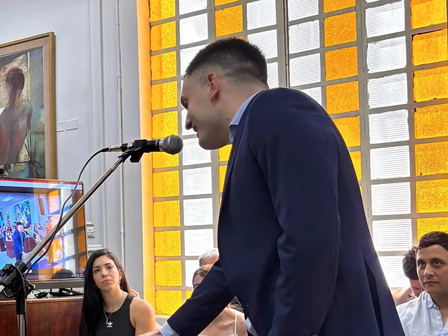 "El kirchnerismo está nervioso": Nacho Moroni (LLA) habló de los abucheos y su tensa asunción en el Concejo de Lanús