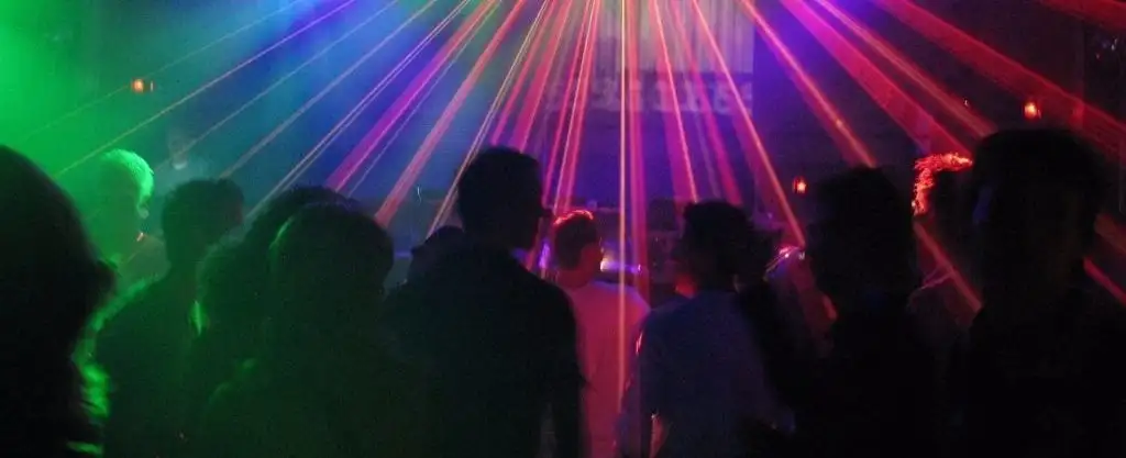 La ciudad no tiene un protocolo para prevenir fiestas clandestinas
