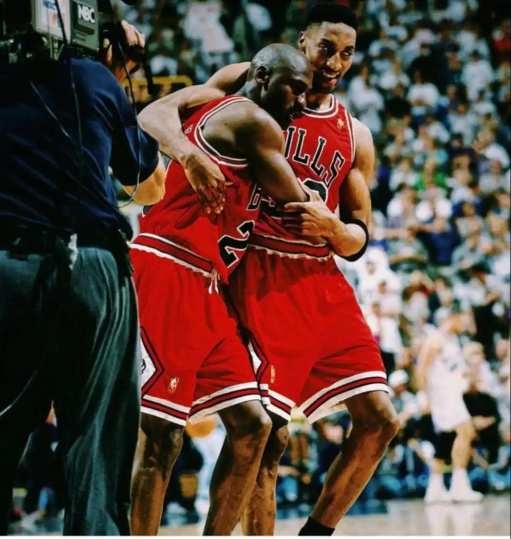 No creerás con quién comparó LeBron James a Austin Reaves