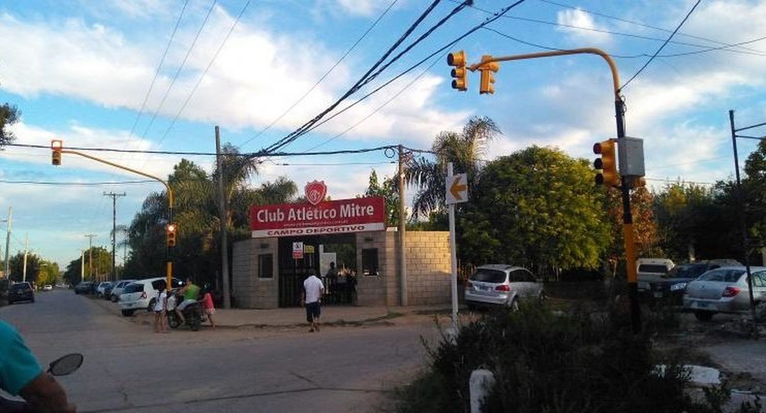 Proponen que Caseros tenga circulación de una sola mano entre Naón y Depietri, a la altura del club Mitre