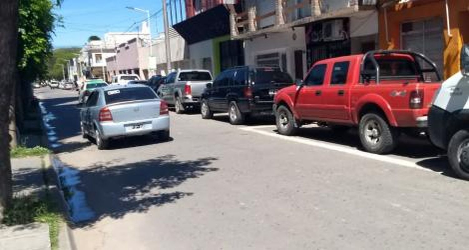 ¿Dónde estaciono la moto?