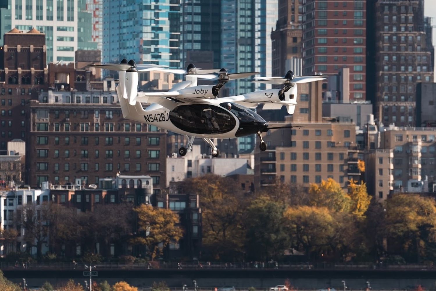 Histórico primer vuelo de un eVTOL en Nueva York de la mano de Joby Aviation