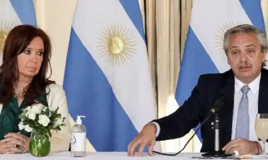Un impuesto y una lenta negociación por la deuda