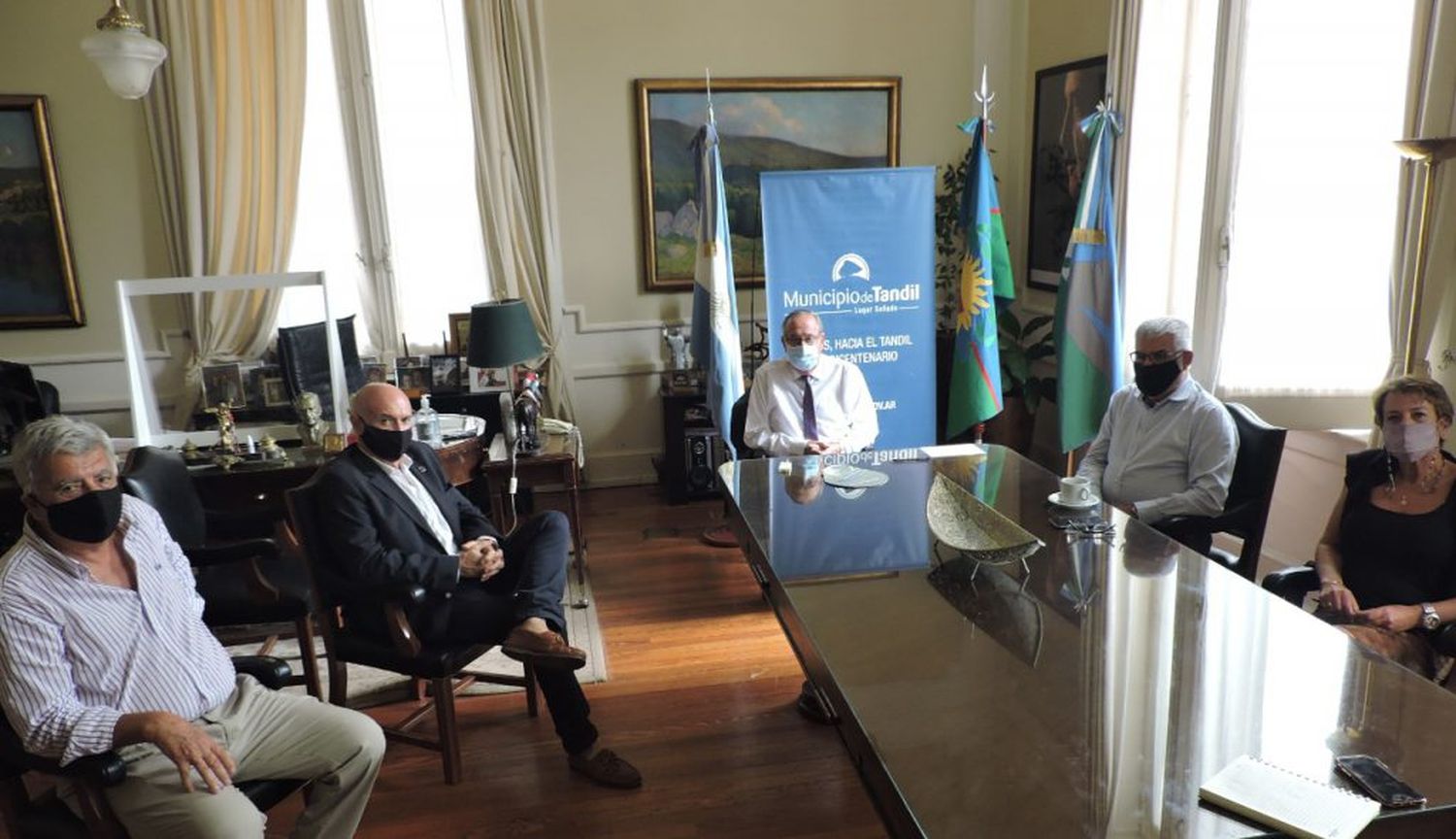 Acuerdo del Bicentenario: Municipio y Universidad avanzaron en la planificación 