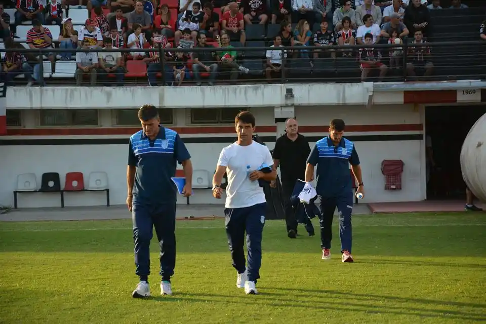 Concentrado en el partido