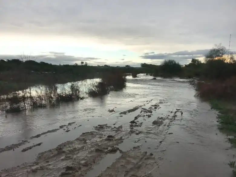 Así se encuentran los accesos al barrio tras el temporal.
