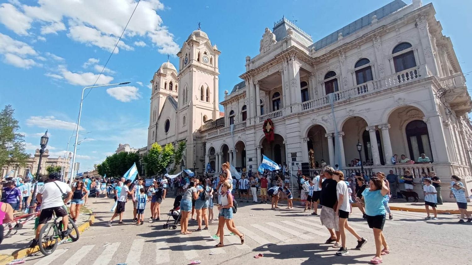 Personas destacadas en distintos ámbitos evalúan el 2022