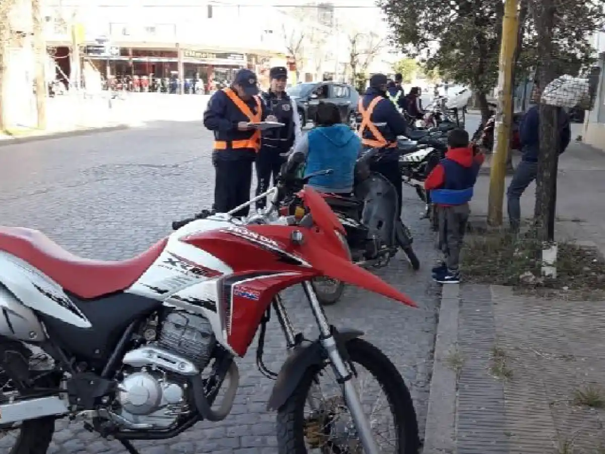 En nuevo operativo de tránsito, retuvieron 38 motos