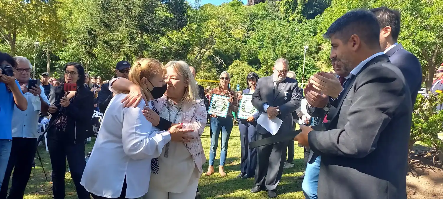 Sentido homenaje a los combatientes de Malvinas a 40 años de la guerra
