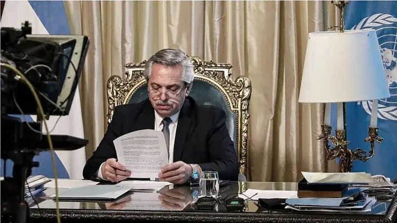 Fernández anunció acuerdo con el FMI