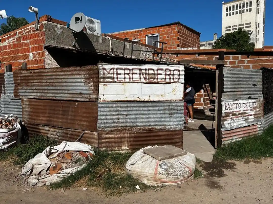 La pobreza aumentó y afecta al 39,2% de la población, según el INDEC