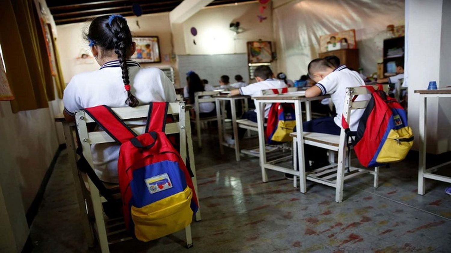 Por debilitamiento del ciclón se reanudan las clases en Venezuela