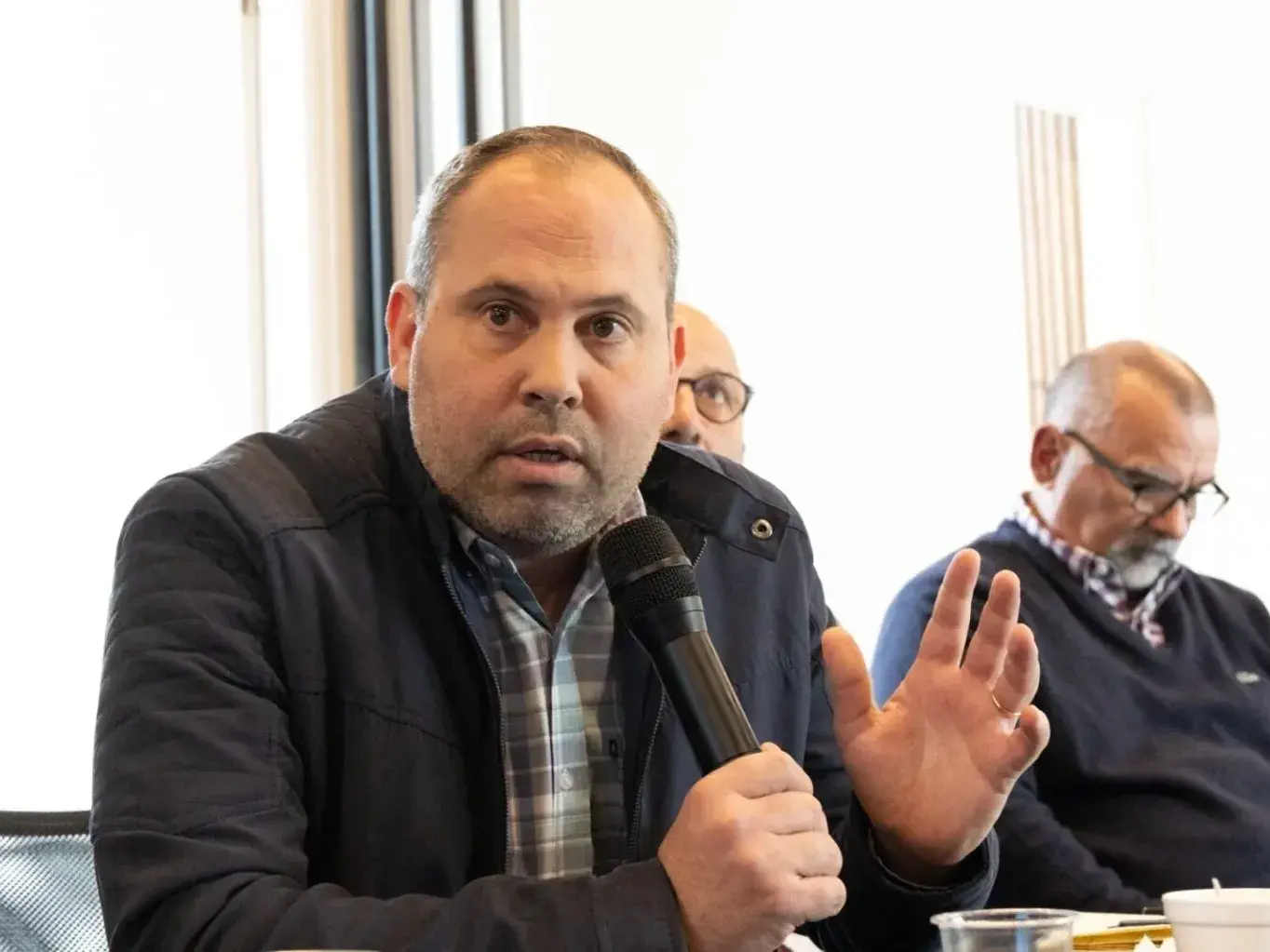 “Dejará sin trabajo a los argentinos”. Así lo manifestó Mariano Vilar, respecto a la apertura de buques extranjeros.