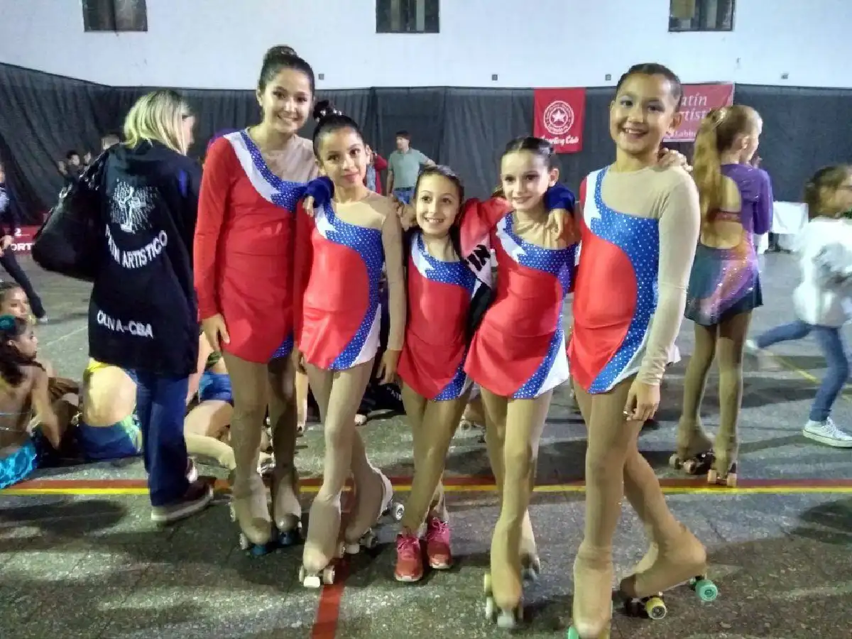 Patinadoras de El Ceibo sobresalieron en torneo de Laboulaye