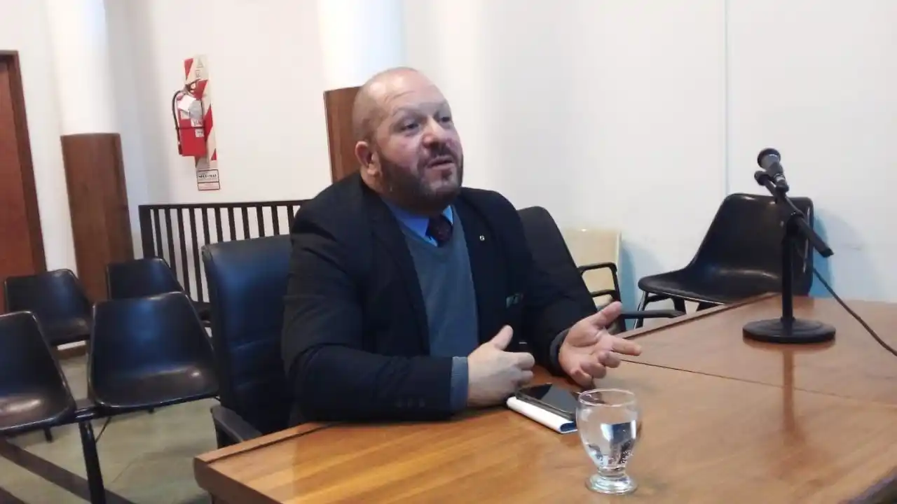 Él fiscal Carlos Larrarte brindó declaraciones en el programa "Punto de Vista" de Ecos Radio