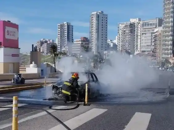 incendio auto