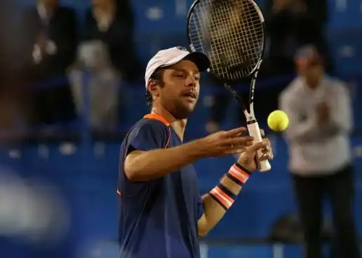 Zeballos jugará mañana en Alemania.