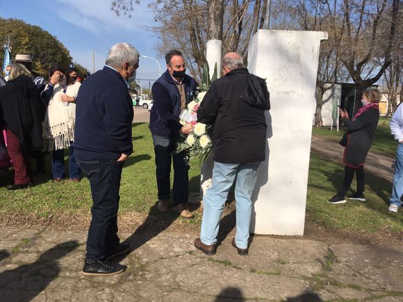 Homenajes a San Martín: acto en Santa Lucía, en plaza Constitución y señalética artística para la calle que lo recuerda