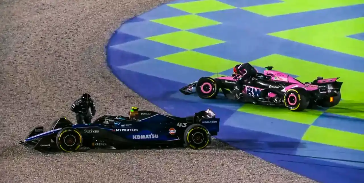 El Williams de Colapinto y el Alpine de Ocon luego del choque en el GP de Qatar.