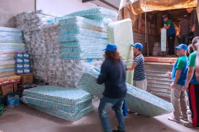 Entidades capitalinas realizaron nuevas donaciones para inundados