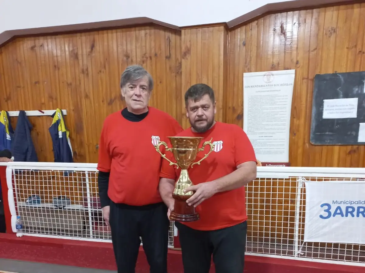 Bochas: Estudiantes se consagró campeón del torneo de parejas de tercera categoría de bochas