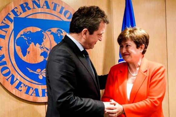 Negociación contrarreloj: en 20 días vencen pagos al FMI y no hay dólares en caja