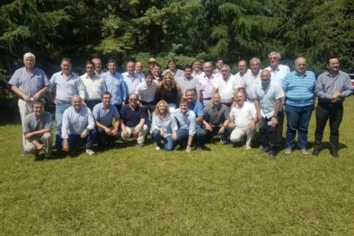 Espaldarazo de intendentes radicales para que Salvador vuelva a ser vice
