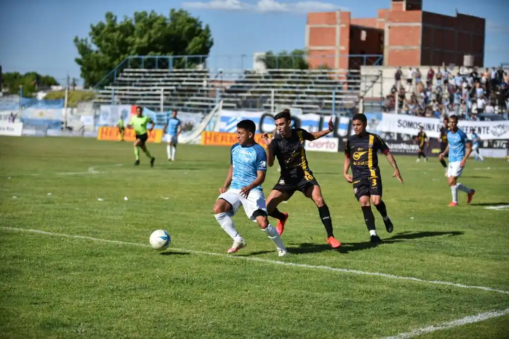 Juventud empató con Defensores de Ramallo y dejó pasar una gran chance