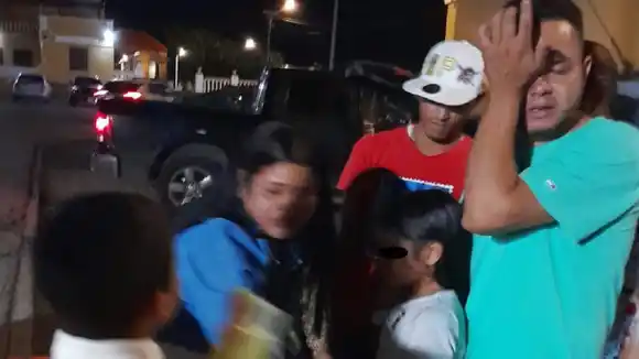 LIBERAN A 2 NIÑOS venezolanos detenidos en Curazao: llegaron a la isla junto con 17 migrantes ilegales