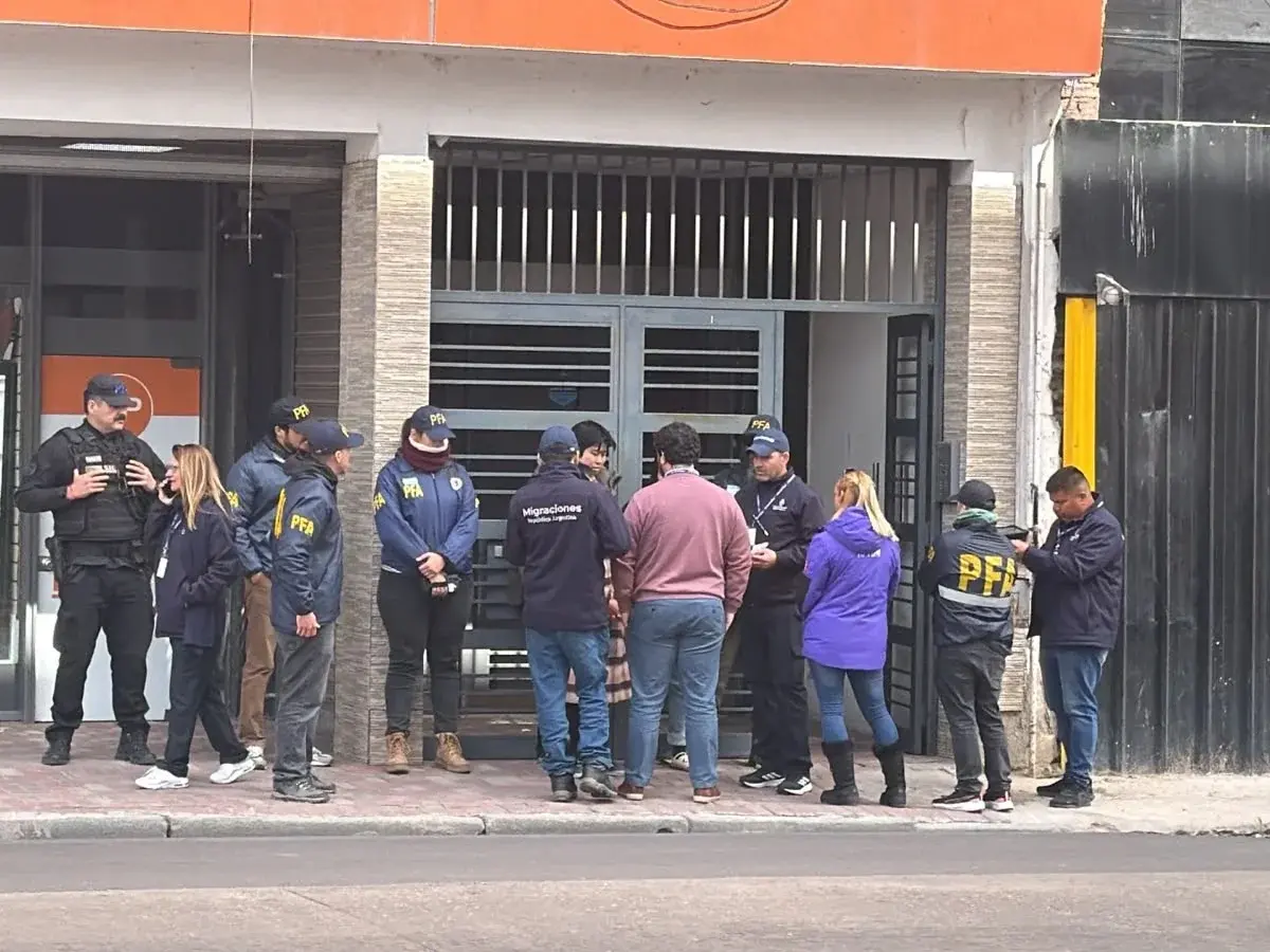 El microcentro rosarino fue escenario de un operativo de control migratorio