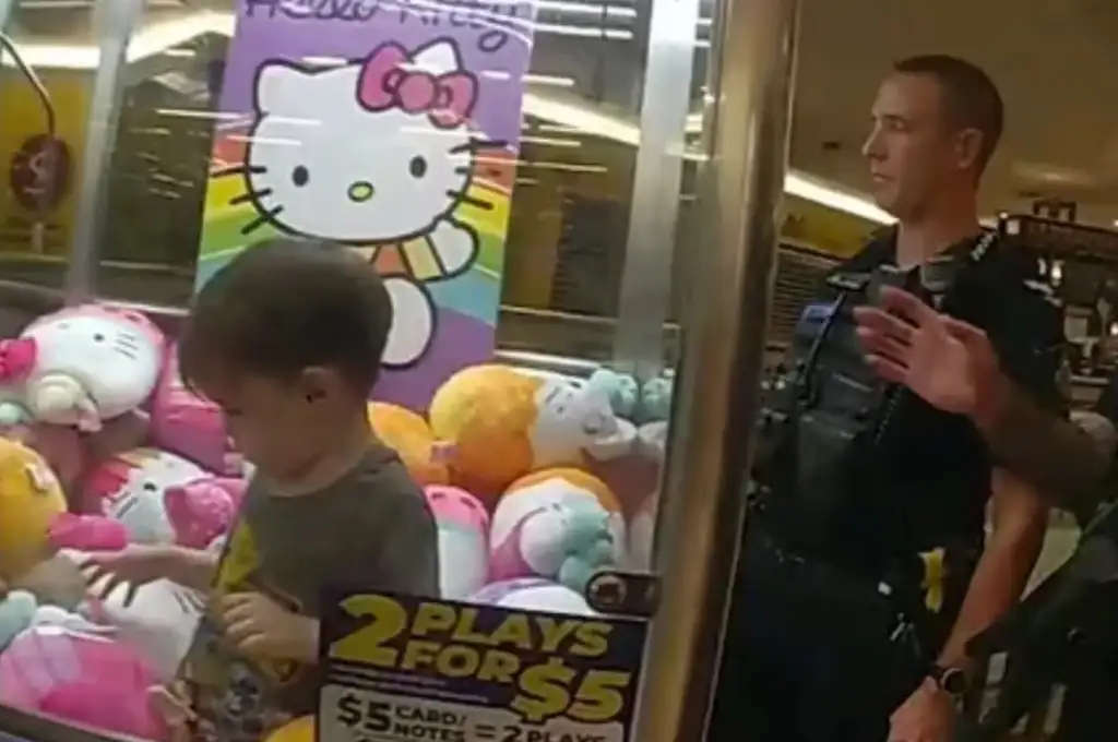 El nene de tres años tuvo que ser rescatado por la Policía australiana. (Foto: Captura de pantalla X/@QldPolice)