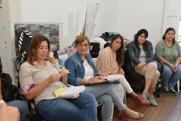 Encuentro de salud y educación para acordar un protocolo de actuación conjunta frente a la problemática del suicidio