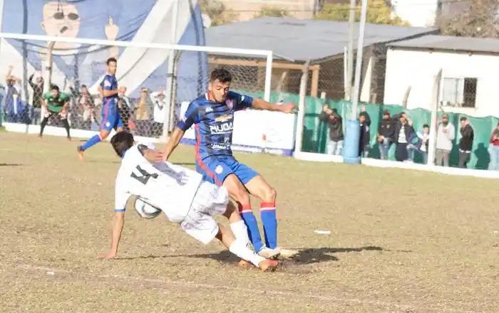 La Primera �SA⬝ se pone en  marcha con importantes partidos