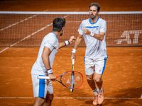 “Machi” González y Molteni tienen rivales para el debut