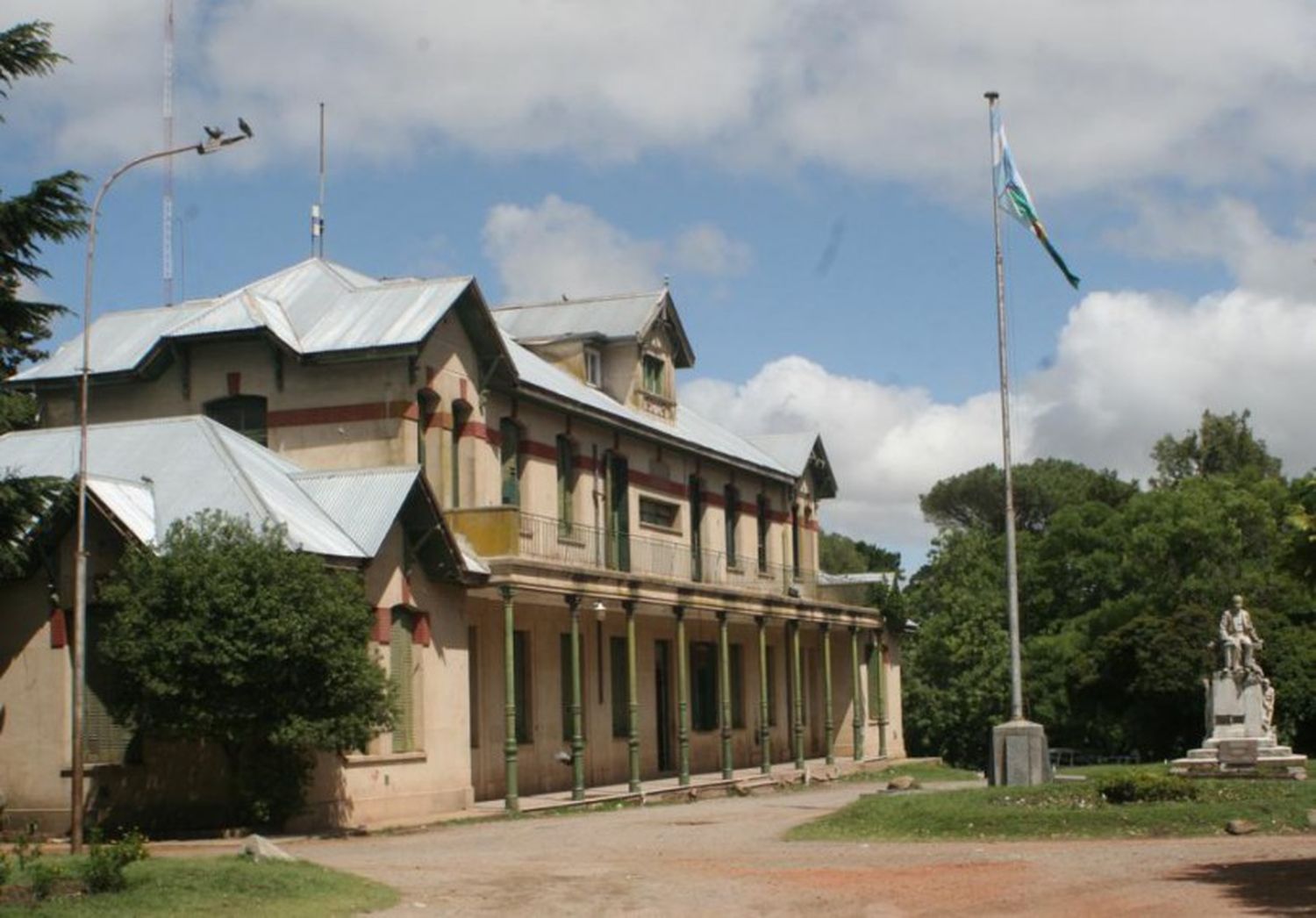 Suspendieron las clases en la Escuela Granja.